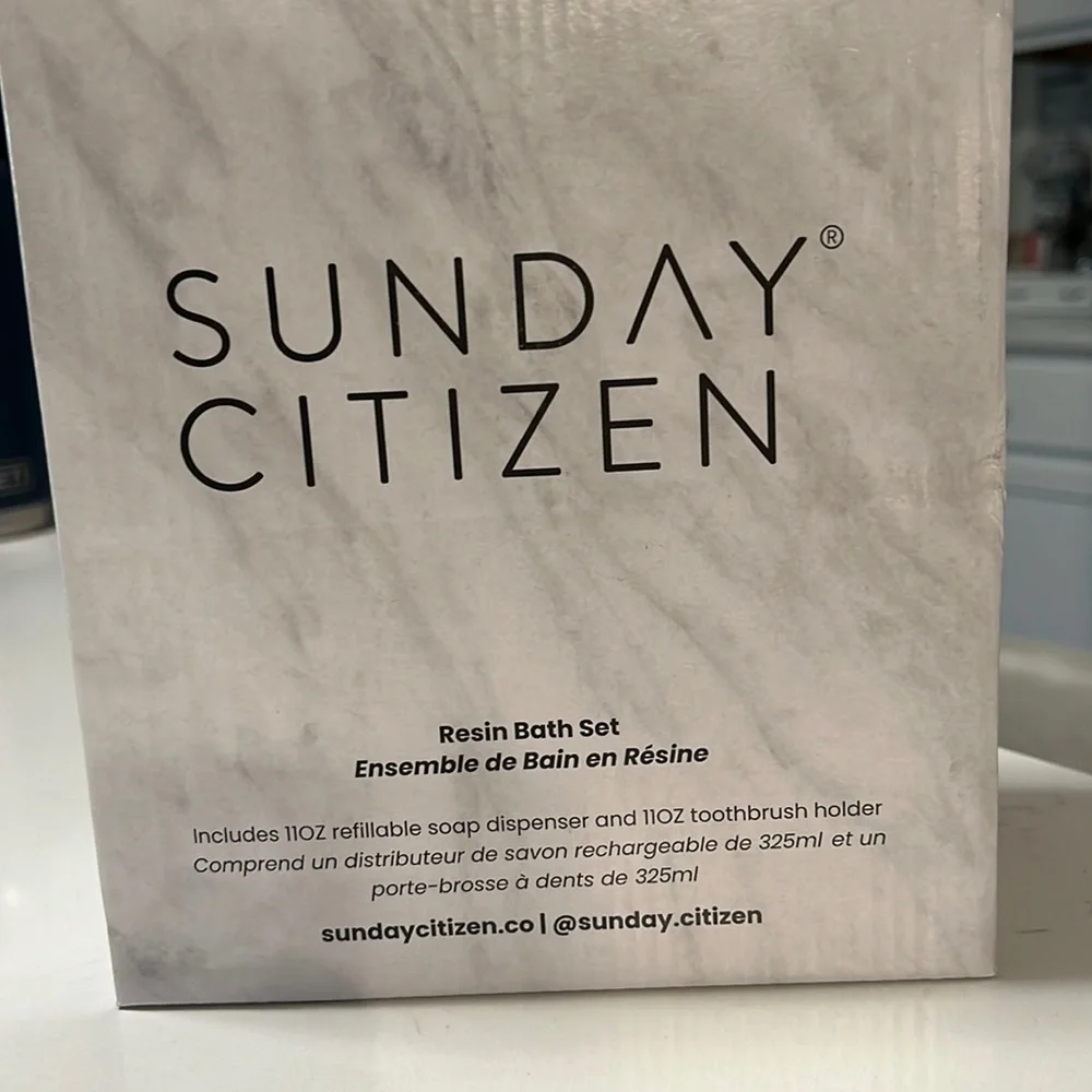 NEW Sunday Citizen resin bath set—soap dispenser & toothbrush holder